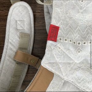 Sakura Bloom eyelet baby carrier never used!